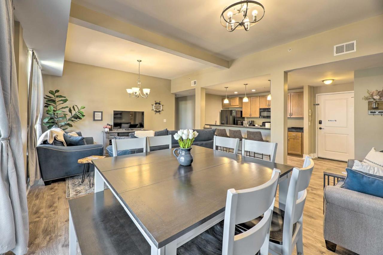 Grand Haven Condo - Walk To Nearby Hot Spots! Extérieur photo