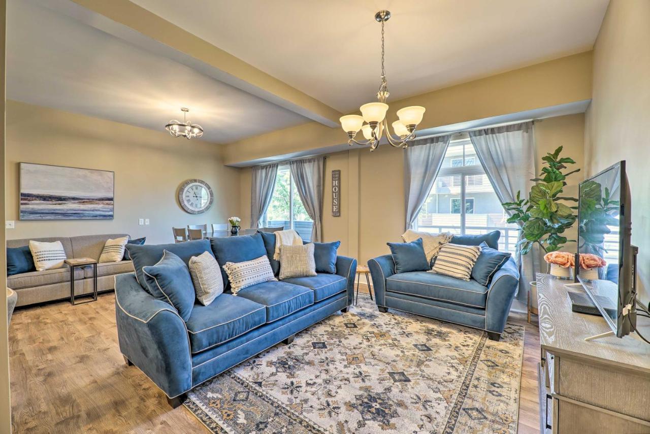 Grand Haven Condo - Walk To Nearby Hot Spots! Extérieur photo